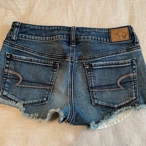 Women’s American Eagle shorts